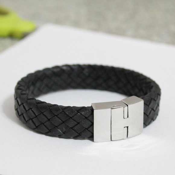 Men's Braided Leather Bracelet -Black - Picture 1 of 4